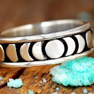 Boho-Magic - Moon Phase Spinner Ring